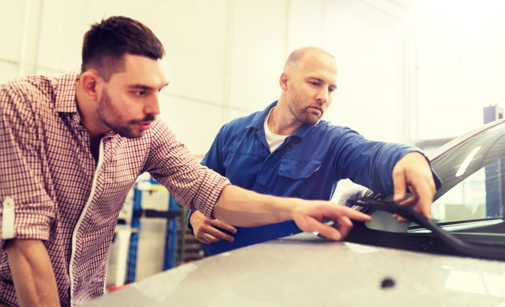 Auto Glass 360 | Windshield Chip Repair in Markham: Stop a Crack Before It Spreads windshield chip repair Markham